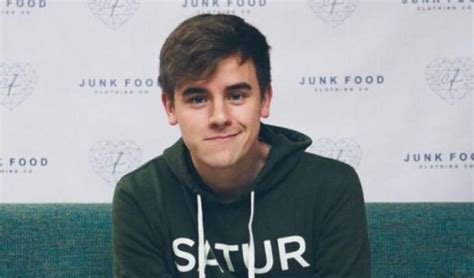 Who Is Connor Franta Is He Gay Who Is His Boyfriend His Height And