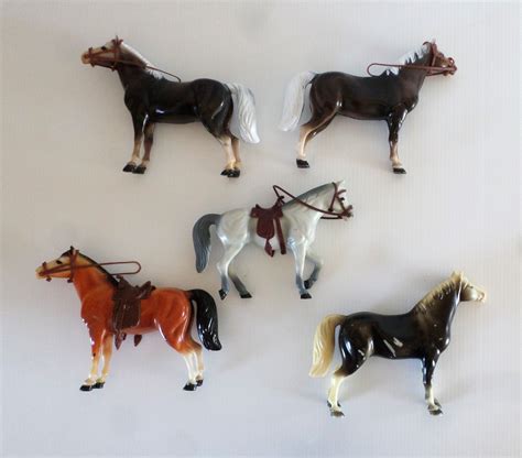 Vintage Set Of 5 Plastic Horse Figurines Molded Plastic Etsy