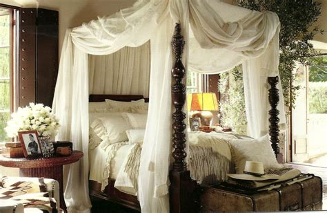 Romantic Canopy 12 Portraits Gallery Cute Homes