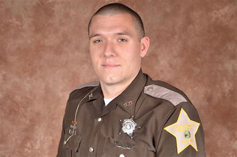 indiana sheriff s deputy shot and killed while serving arrest warrant