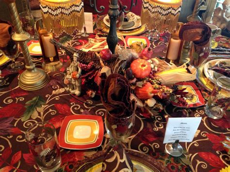 Chic, modern home decor ideas for the thanksgiving table and beyond. Real people share their Thanksgiving home decor & holiday ...