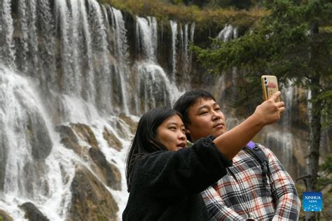 Jiuzhaigou Scenic Spot Fully Reopens To Visitors 9 Peoples Daily
