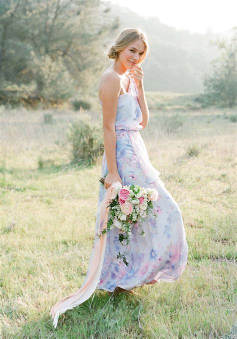 21 Beautiful Floral Wedding Dresses To Inspire