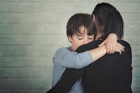 Advice For Parents Teachers Helping Kids Cope With Traumatic Events