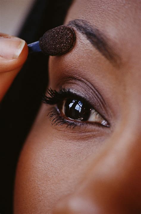 The 6 Best Eye Shadows For Dark Skin Tones Skin Tone Makeup Dark