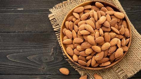 Almond Benefits And Nutritional Facts