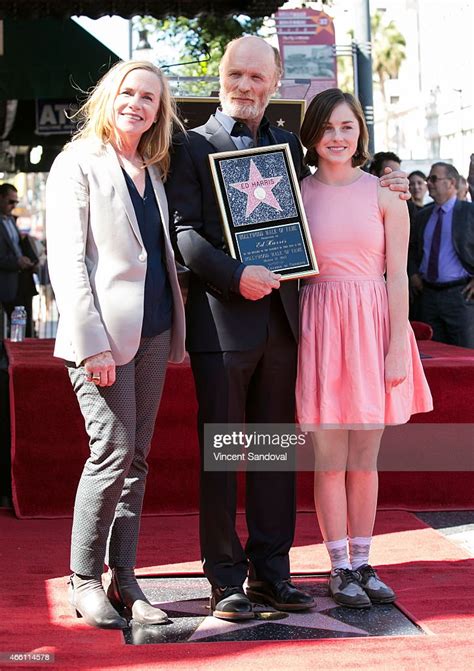 amy madigan ed harris and lily dolores harris attend the hollywood news photo getty images