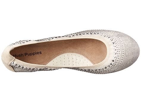 Walk in nearly barefoot bliss with the hush puppies® chaste ballet flat. Hush Puppies Chaste Ballet at Zappos.com