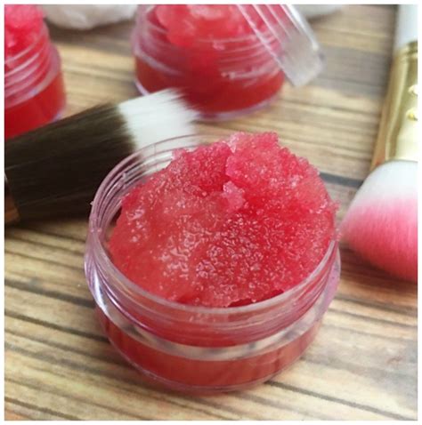 Homemade Sugar Lip Scrub Recipe For Super Soft Lips Lip Scrub Recipe