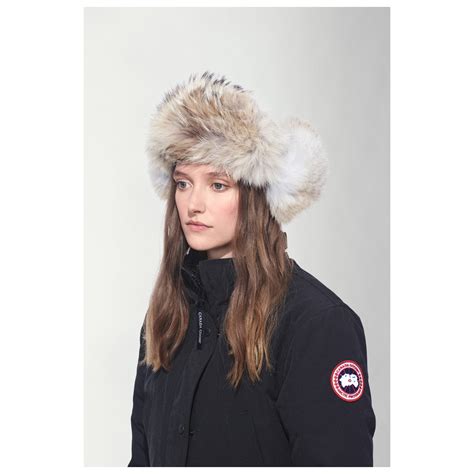 Feel free to check it out and pick one up yourselves at: Canada Goose Ladies Aviator Hat - Mütze Damen ...