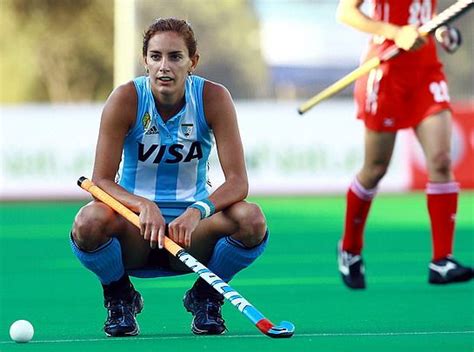 luˈsjana aiˈmar (born 10 august 1977) is a aymar was the flag bearer for argentina at the 2012 summer olympics, becoming the second field hockey. Luciana Aymar | Womens field hockey, Hockey players, Olympic games
