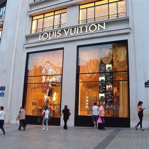 A world of elegance, inspiration and innovation. Can Louis Vuitton Store Authenticate?