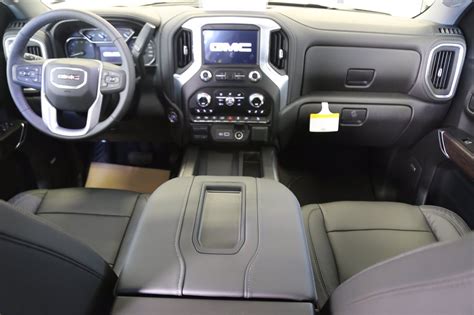 New 2020 Gmc Sierra 1500 Slt 4wd Crew Cab Pickup