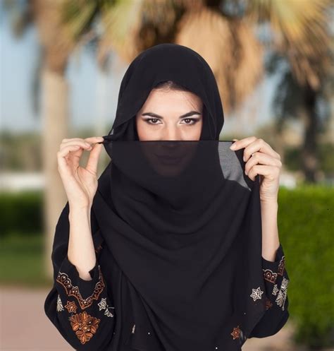Should Women Wear Hijabs When Visiting Muslim Countries