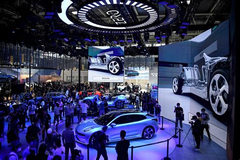 Focus On Luxury And Electric Cars At Beijing Auto Show Dao Insights