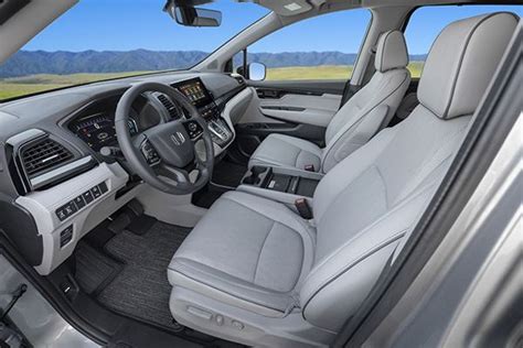 Honda Odyssey 2021 Acarrear A La Familia Con Comodidad Y Seguridad