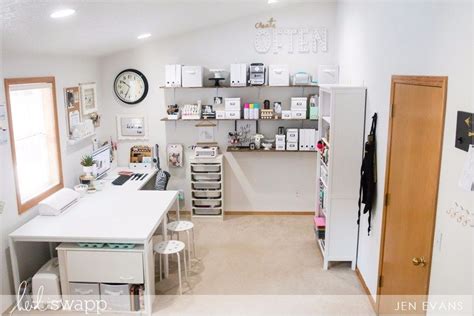 44 Perfect Craft Room Makeover Ideas On A Budget Craftroom Room