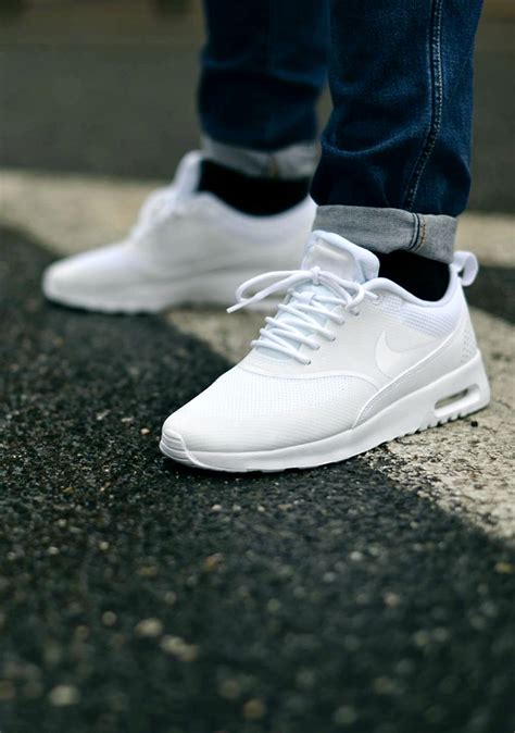 The design comes to life with a plush foam upper and a lightweight sole featuring visible nike air cushioning. Ultra Clean NIKE Air Max Thea All White | SOLETOPIA