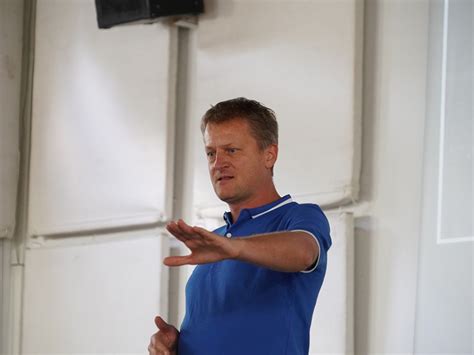 L'arbitro della partita sarà l'olandese bjorn kuipers, il match si svolgerà davanti a 60mila tifosi di cui circa 10mila supporter dell'italia. AIA | Associazione Italiana Arbitri | Concluso il raduno ...