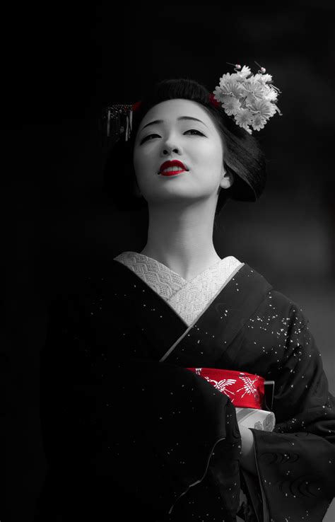 Maiko Mamefuji Of Gion Kobu By Gaap On Photohito Geisha Japan