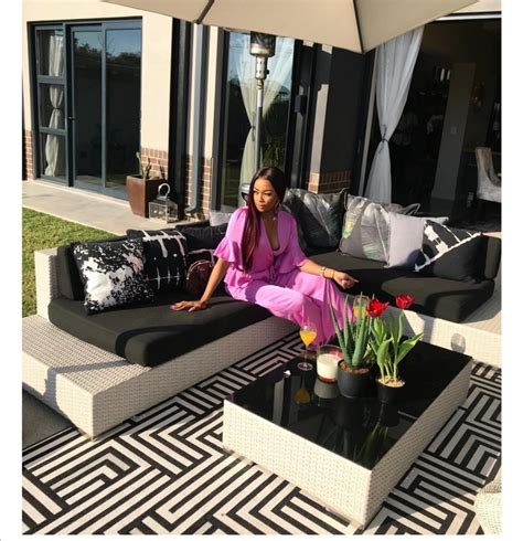Bonang matheba took a break from 'gramming her native south africa to check out this beekman south african television personality bonang matheba recently checked out a $12.99 million. Bonang Matheba Biography; Net Worth, Age, Child, House ...