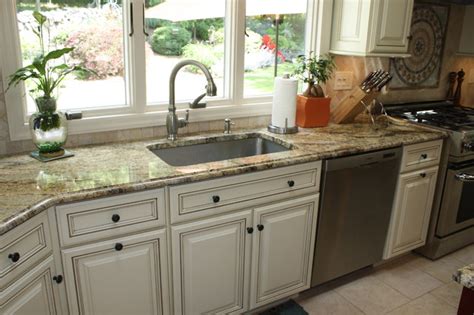 We did not find results for: Yellow river granite counter tops - Traditional - Kitchen ...
