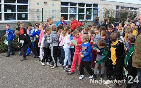 Angebote um das beste ferienhaus für dich zu finden. Sponsorloop basisschool de Klimop - Nederweert24