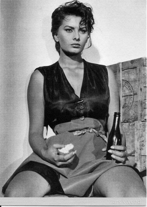 430 Ideas De Sofia Loren En 2021 Sofia Loren Sophia Loren Fotos De