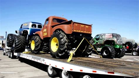 Select from a wide range of models, decals, meshes, plugins ©2021 roblox corporation. Grave Digger 30th Anniversary 3D Trucks Las Vegas Parade ...