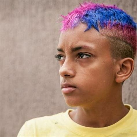 Vinícius ricardo, conhecido como mc brinquedo é um jovem funkeiro nascido em são paulo e durante uma das cantorias, o mc 2k, padrinho do mc brinquedo, o chamou para fazer parte da. MC Brinquedo - Toma Pente (DJ R7) Lançamento 2017 by DJ R7 Oficial ¹ | Free Listening on SoundCloud