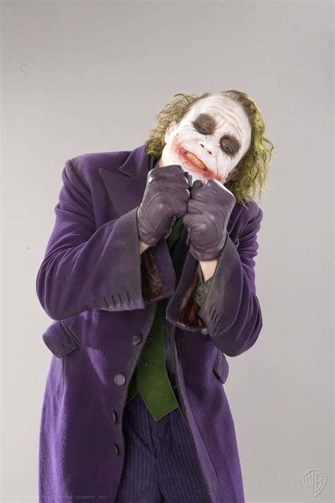 Great Promo Photos Of Heath Ledger As The Joker