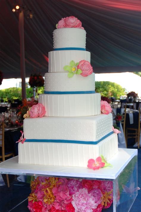 Unique Wedding Cakes Partysavvy Event Rentals Pittsburgh Pa