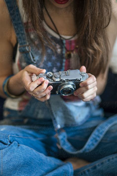 Beautiful Girl With A Camera In Hand Del Colaborador De Stocksy Danil Nevsky Stocksy