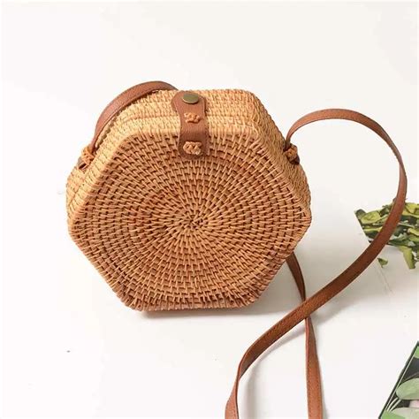 Woman Bohemian Rattan Handbag Hexagonal Woven Bag Handmade Round Weave