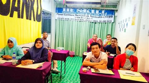 Pembinaan merupakan industri yang peting dalam menggerakkan pembangunan sesebuah negara dan seterusnya menjana perkembangan seperti ekonomi di malaysia. KURSUS CIDB: Asas Keselamatan Kebakaran Di Tapak Bina (14 ...