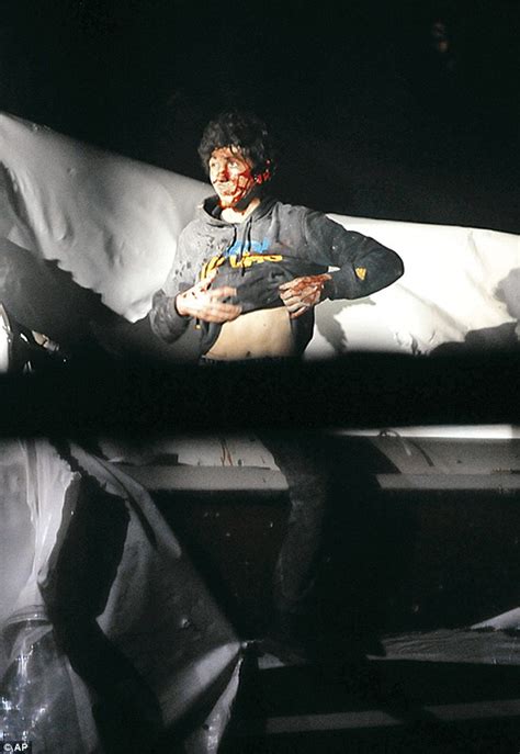 New Pictures Of Arrest Of Boston Bomber Dzhokhar Tsarnaev From Sgt Sean Murphy Daily Mail Online
