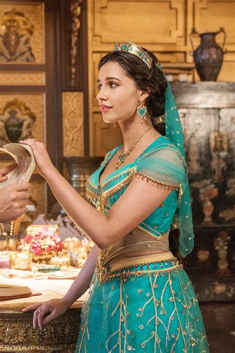 Heres How The Hairstylist Behind The Aladdin Live Action Brought The Characters To Life