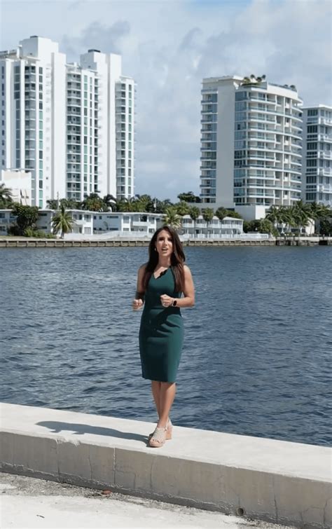Vivian Gonzalez Wsvn Miami Hotreporters