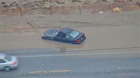 Rain Floods Southern California Roads Kabc7 Photos And Slideshows