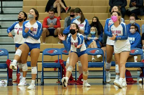 Volleyball The Woodlands Earns Another Tough Road Win At Oak Ridge