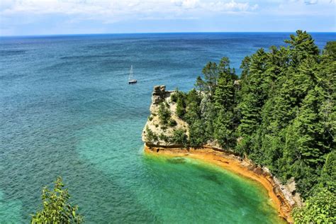 These True Stories Behind The Shipwrecks On Lake Superior Will Give You Goosebumps Reader S Digest