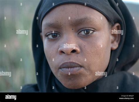 Young Girl Ethiopia Africa Hi Res Stock Photography And Images Alamy