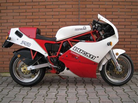 Nothing To Do With The Beach 1988 Ducati F1 750 Santamonica Rare