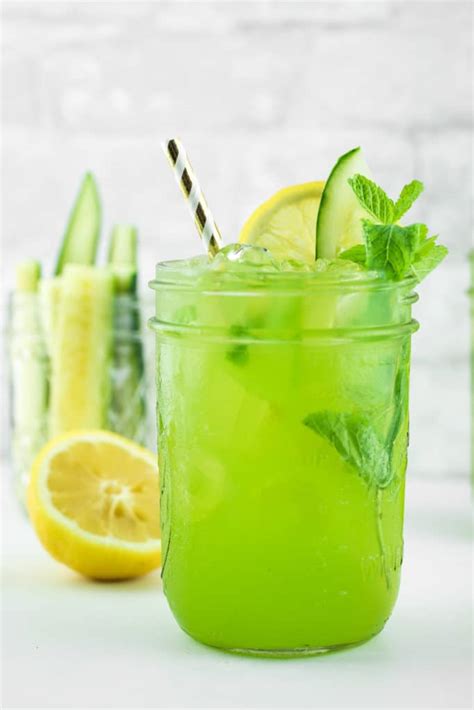 It can also be made with lemonade and sweet tea vodka (a vodka infusion). Cucumber Vodka Lemonade from The Fitchen