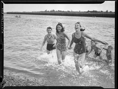 three girls at the beach revere beach bath girls leslie jones