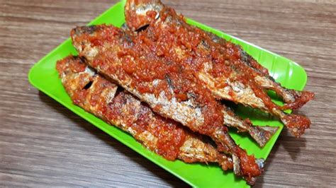 Ivy soon writes the hungry caterpillar. Cara Mudah Memasak Ikan Sambal Balado | Fish recipes, Food ...