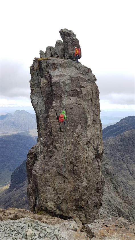 inaccessible pinnacle cuillin guides synergy guides