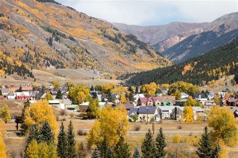 22 Best Mountain Towns In Colorado For A Cozy Getaway