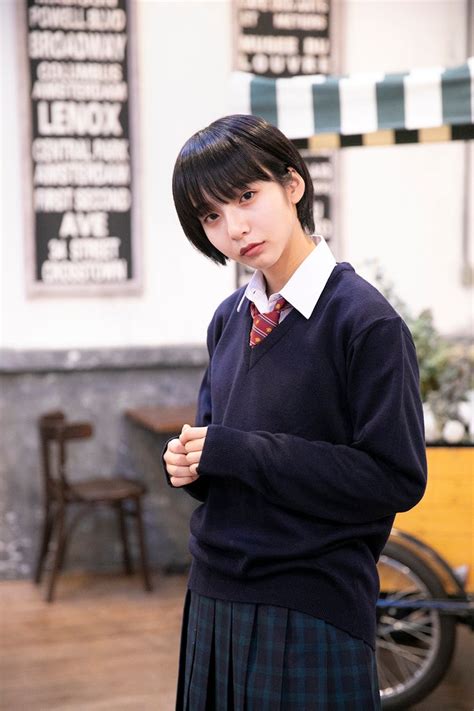 It's fully loaded with all the charms of villainesses!! 「オオカミくん」出演のショートカット美女・山之内すずが ...