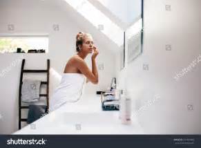 Women Taking Off Towel After Shower Hot Girl Hd Wallpaper